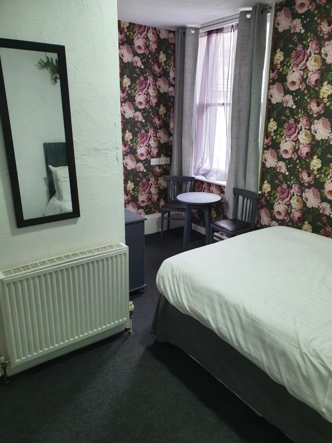 Balkan Hotel Блекпул Екстериор снимка
