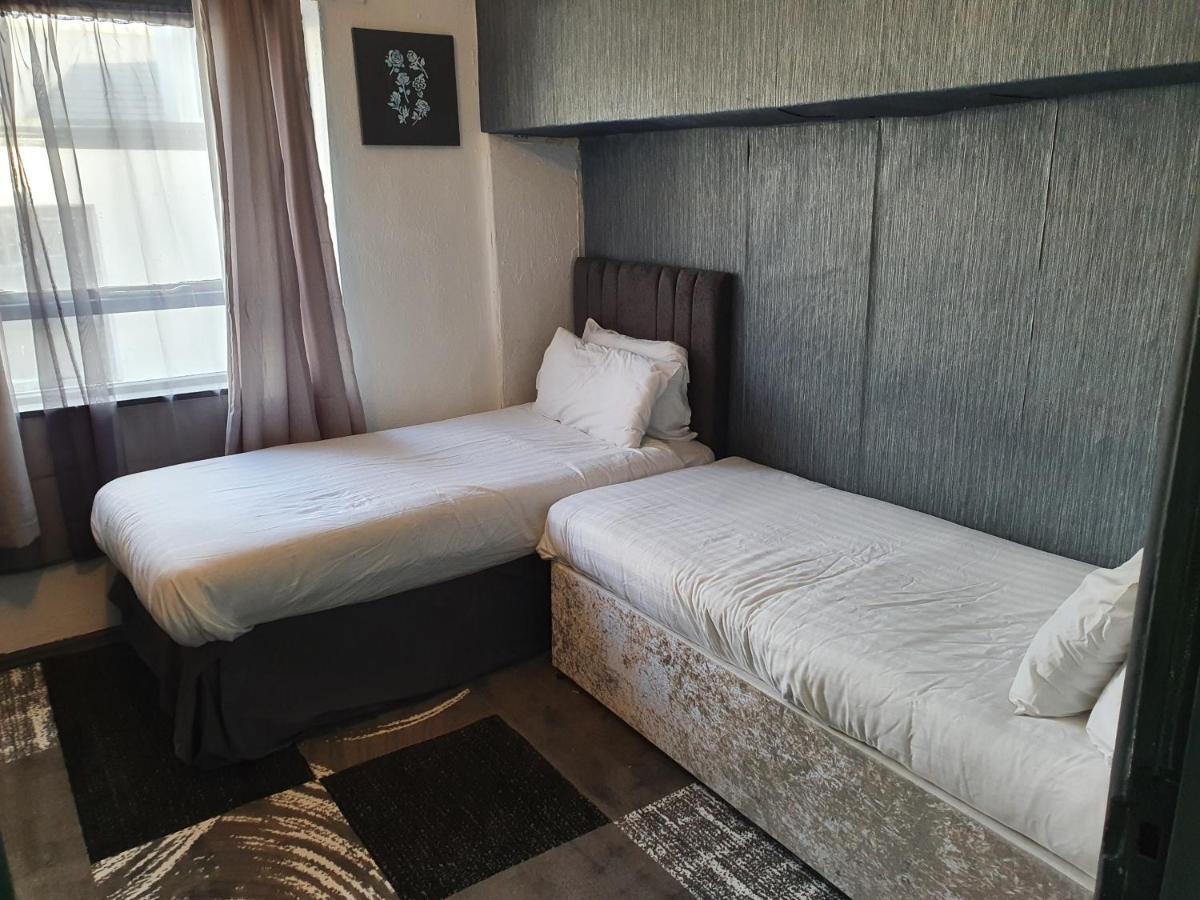Balkan Hotel Блекпул Екстериор снимка
