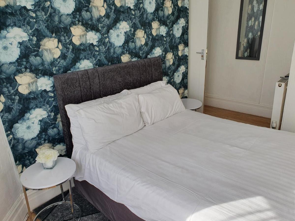 Balkan Hotel Блекпул Екстериор снимка