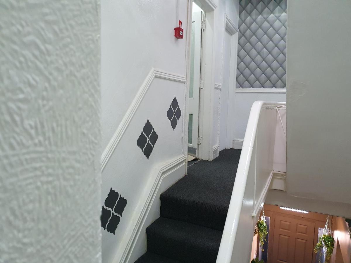 Balkan Hotel Блекпул Екстериор снимка